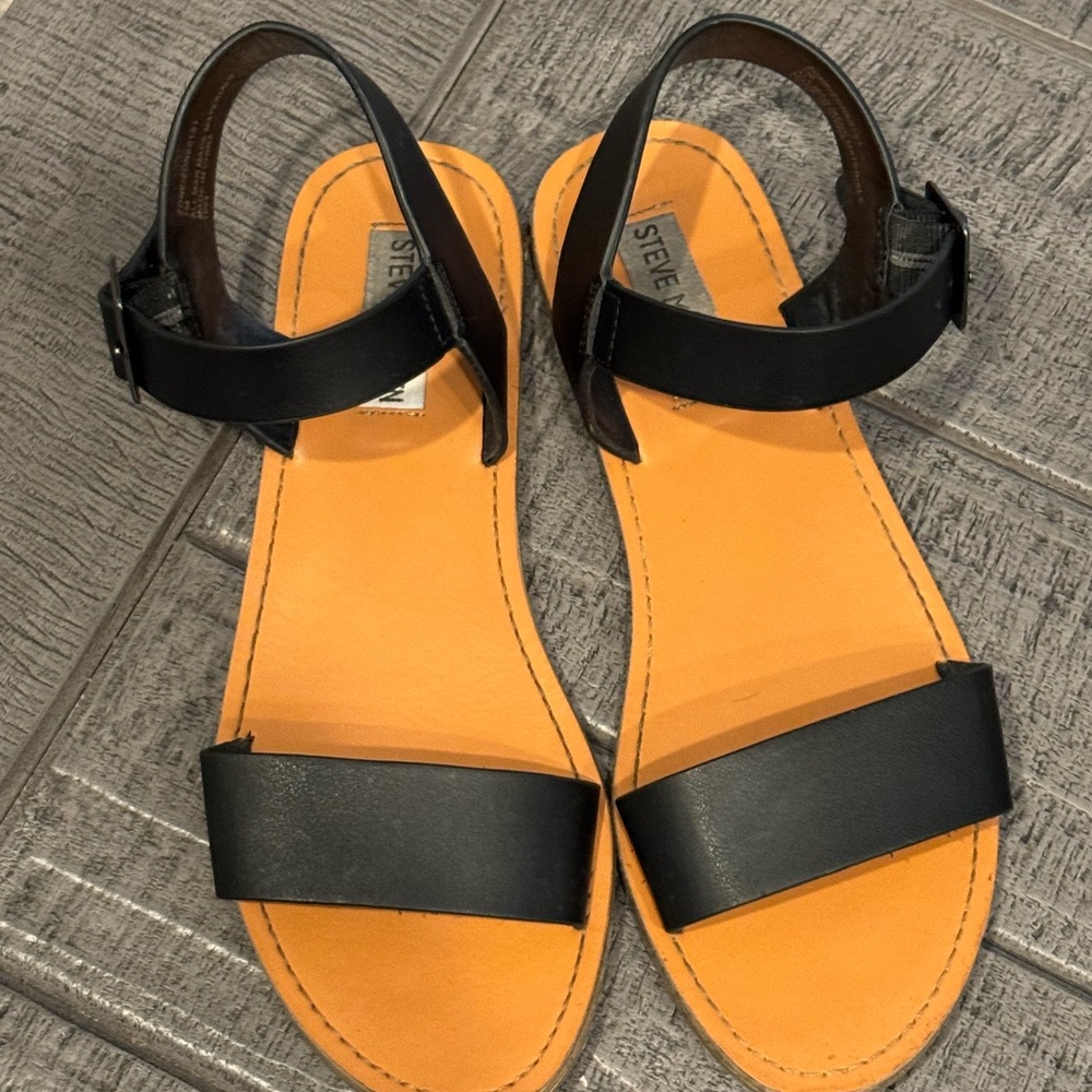 Steve Madden Black Minimalist Sandals